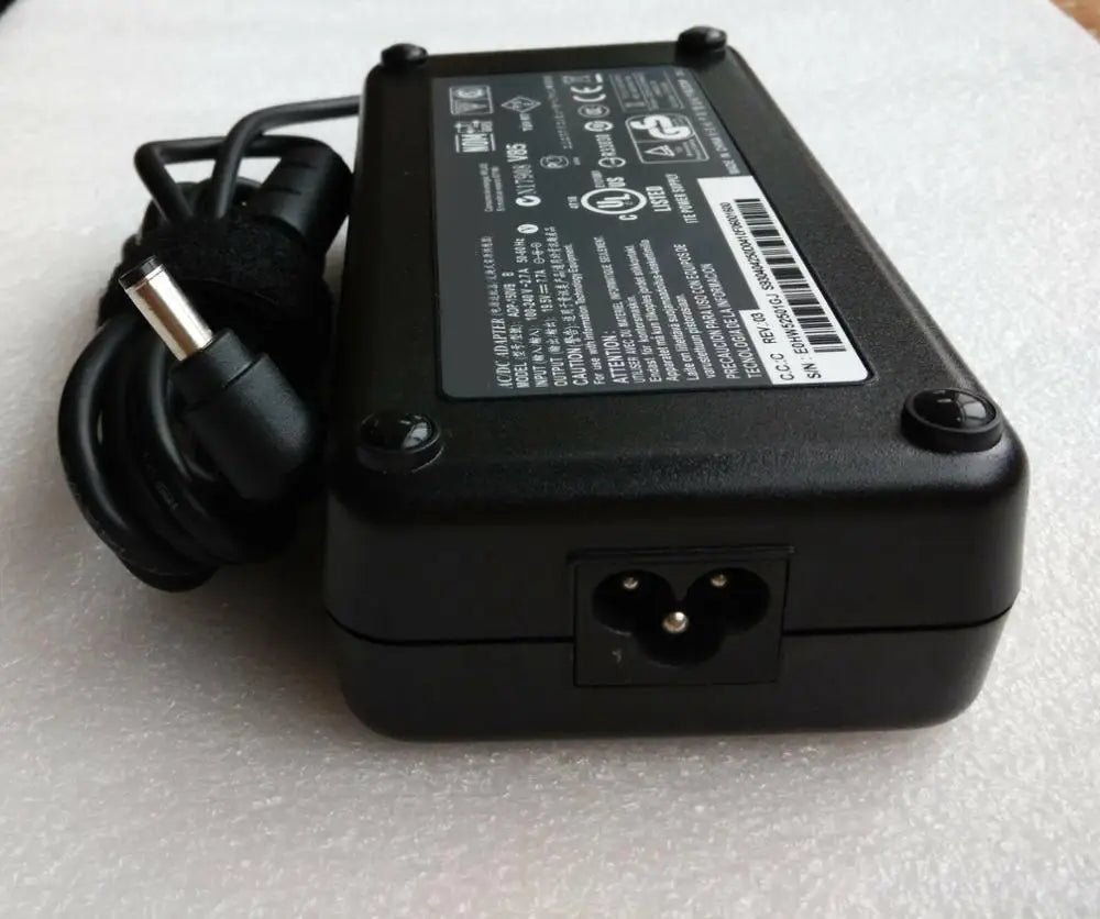 19.5V 7.7A 150W Delta AC/DC Adapter for MSI GF62 7RE-2829XFR Laptop