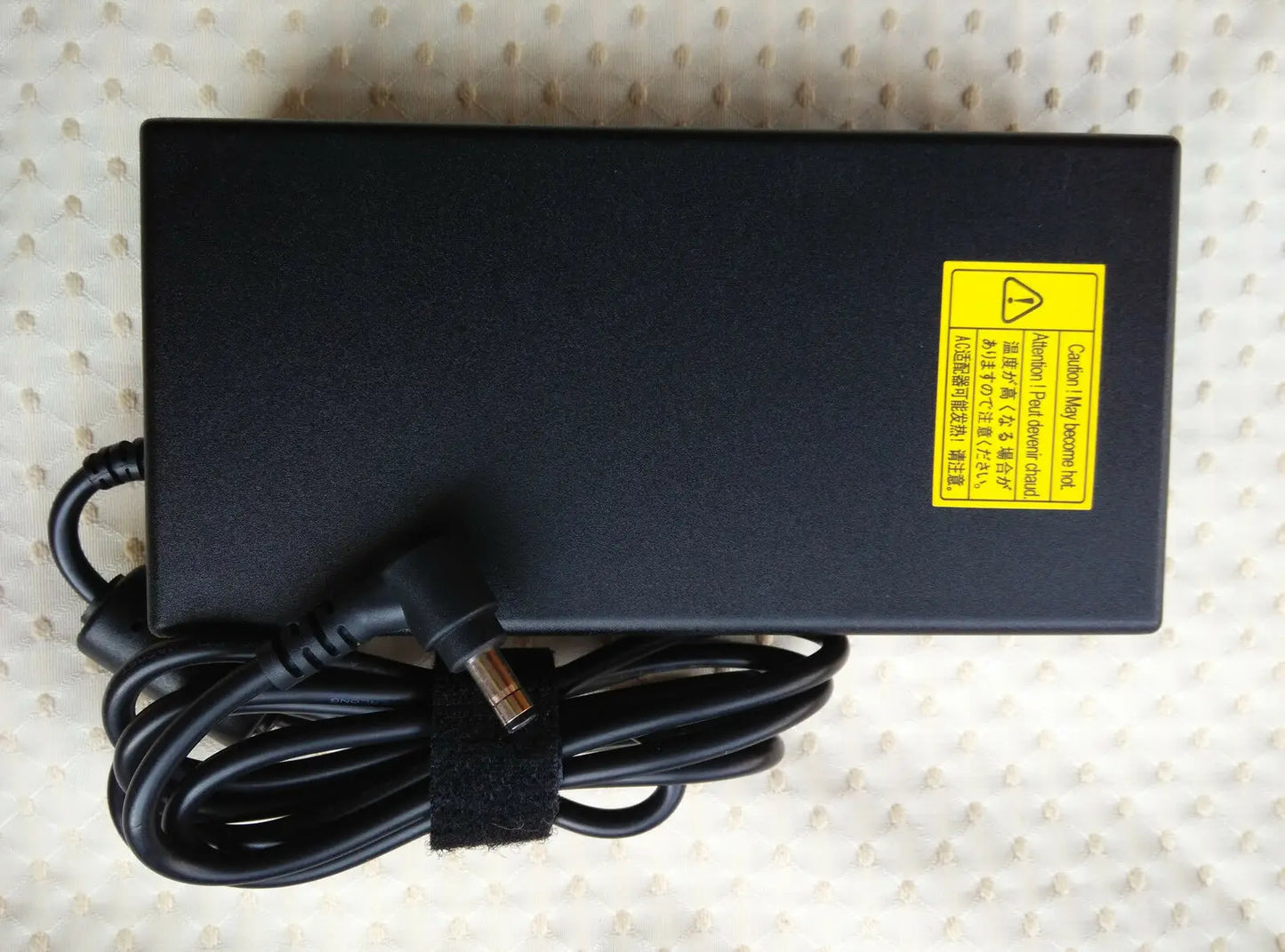 19.5V 9.2A 180W AC Adapter Delta for MSI GT70 2OC-059US Notebook