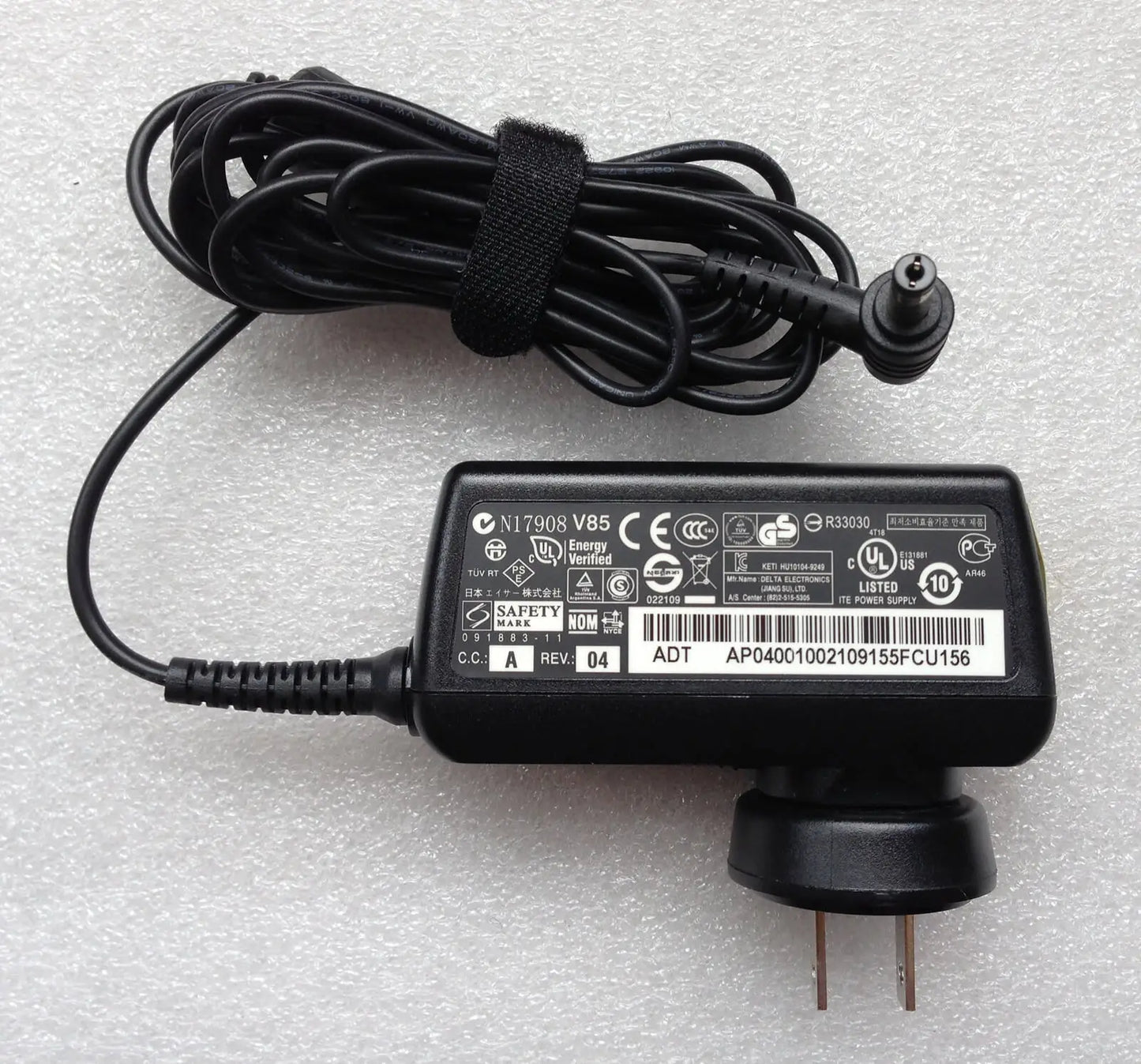 Fit  for Acer 40W 19V 2.15A AC Adapter for Aspire V5-122P-0408 Laptop